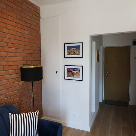 Eloft Marszalkowska * Warsaw